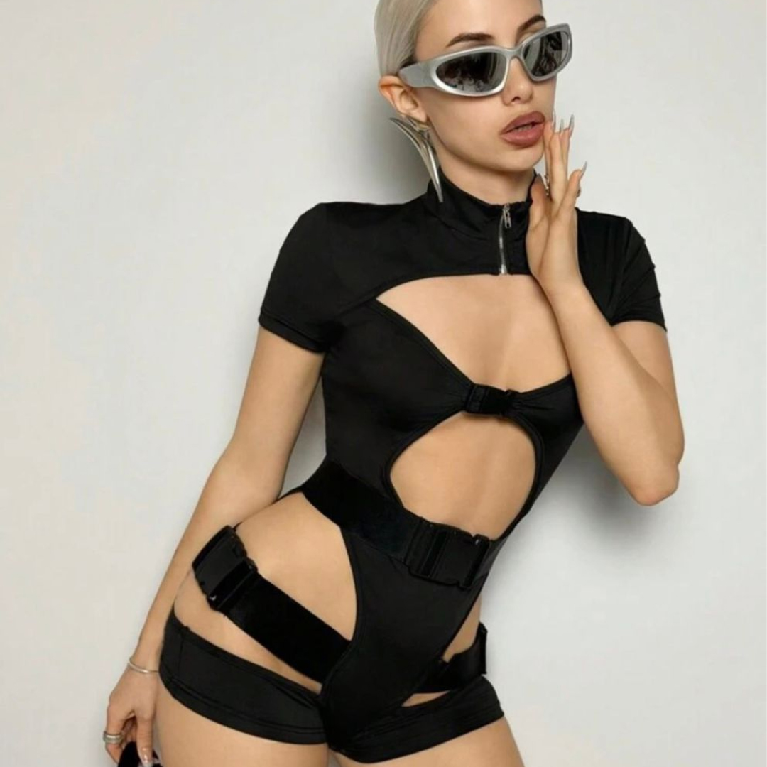 Body Negro con Aberturas